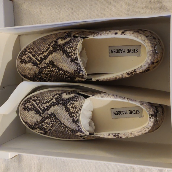 NEW Steve Madden Loafers Gills-C Snake Size 8 - Picture 5 of 6